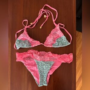 Beach Bunny Lady lace bikini EUC